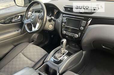 Внедорожник / Кроссовер Nissan Rogue Sport 2020 в 
