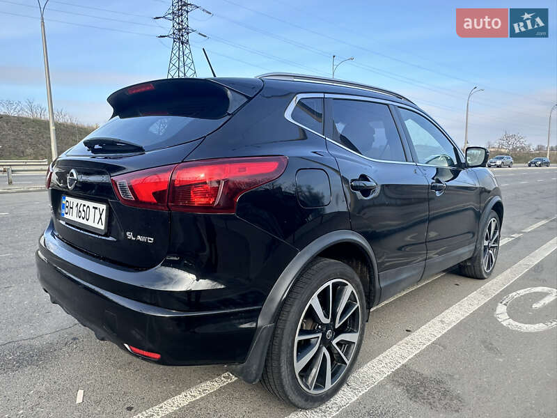 Внедорожник / Кроссовер Nissan Rogue Sport 2017 в Одессе фото 3 Внедорожник / Кроссовер Nissan Rogue Sport 2017 в Одессе