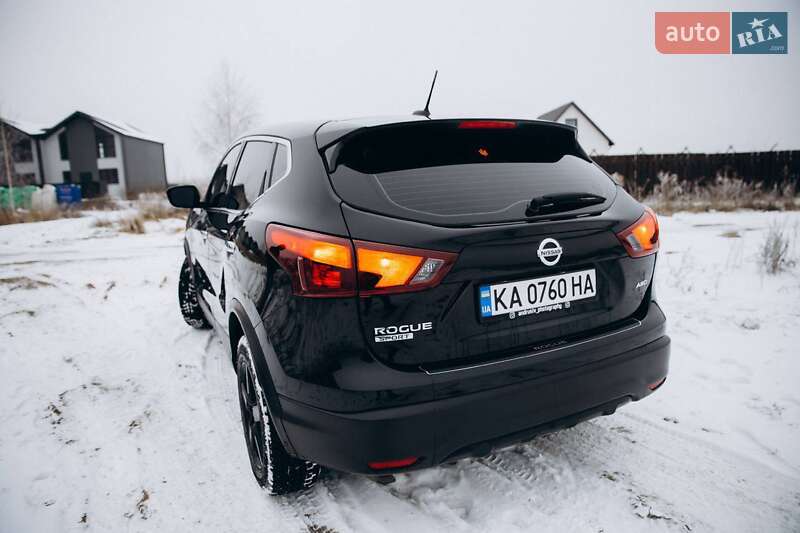 Позашляховик / Кросовер Nissan Rogue Sport 2018 в Києві