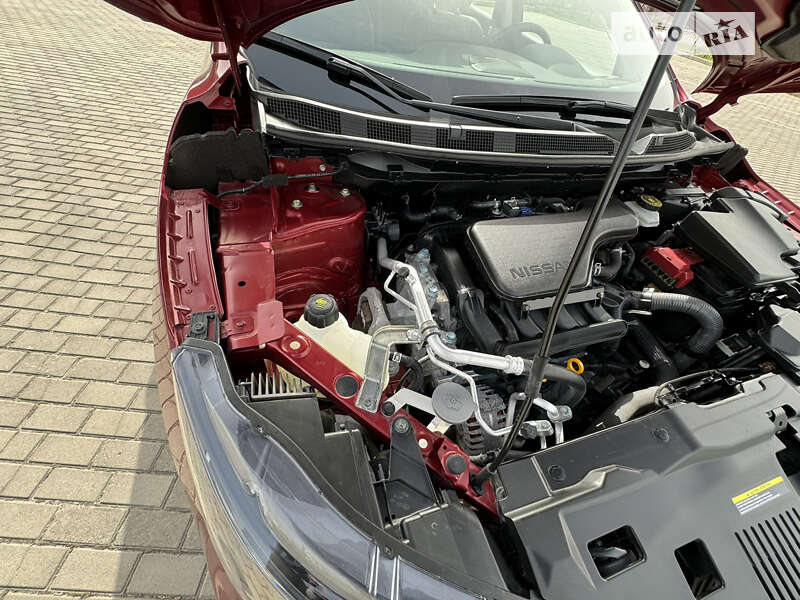 Внедорожник / Кроссовер Nissan Rogue Sport 2019 в Николаеве