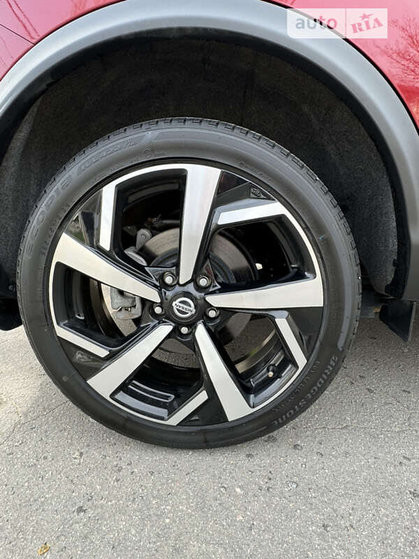 Внедорожник / Кроссовер Nissan Rogue Sport 2019 в Николаеве