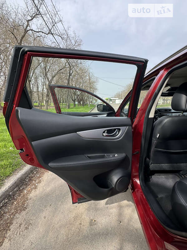 Внедорожник / Кроссовер Nissan Rogue Sport 2019 в Николаеве