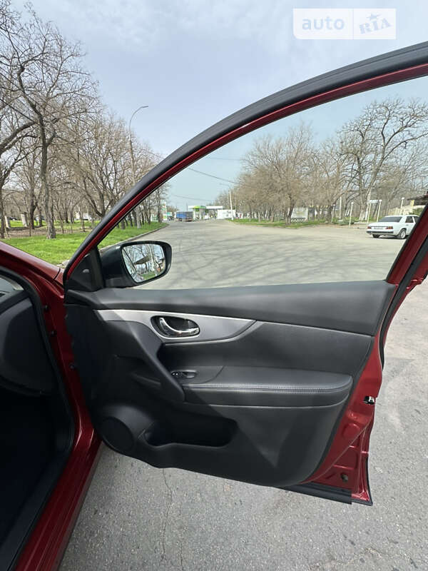 Внедорожник / Кроссовер Nissan Rogue Sport 2019 в Николаеве