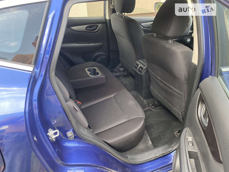 Внедорожник / Кроссовер Nissan Rogue Sport 2020 в Ивано-Франковске