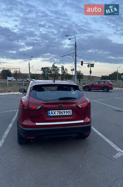 Внедорожник / Кроссовер Nissan Rogue Sport 2017 в Харькове