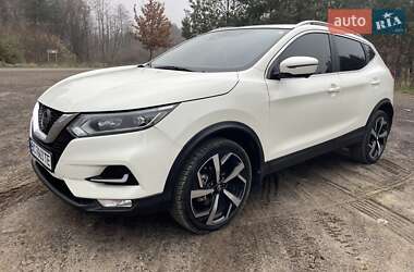 Внедорожник / Кроссовер Nissan Rogue Sport 2021 в Золочеве