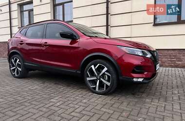 Позашляховик / Кросовер Nissan Rogue Sport 2022 в Львові