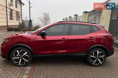 Позашляховик / Кросовер Nissan Rogue Sport 2022 в Львові