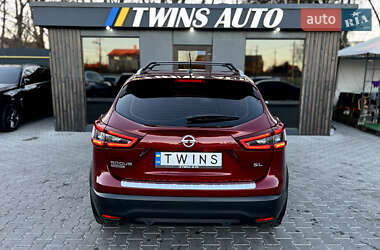 Позашляховик / Кросовер Nissan Rogue Sport 2020 в 