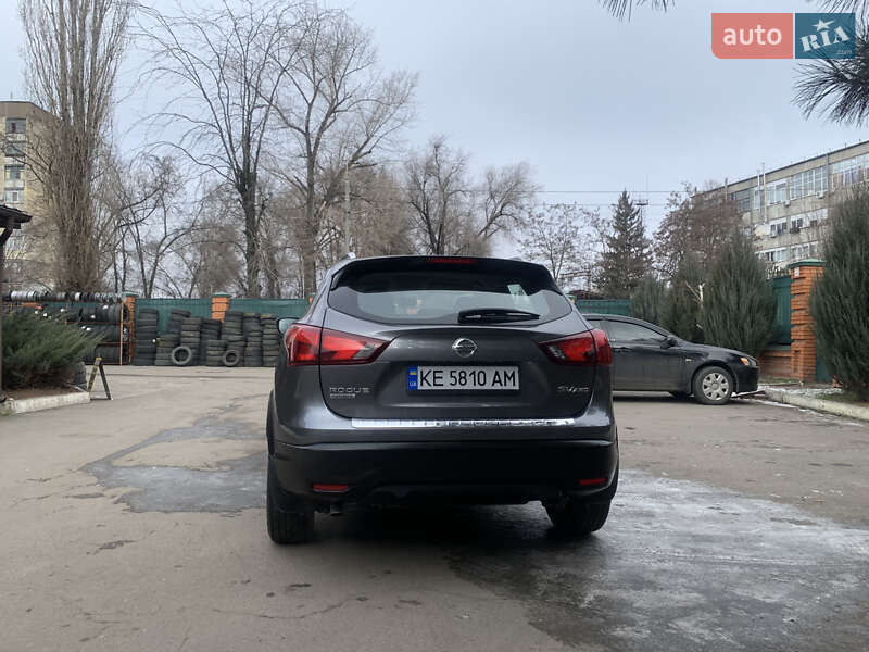 Внедорожник / Кроссовер Nissan Rogue Sport 2017 в Новомосковске фото 7 Внедорожник / Кроссовер Nissan Rogue Sport 2017 в Новомосковске
