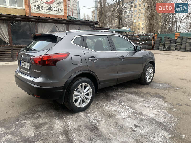 Внедорожник / Кроссовер Nissan Rogue Sport 2017 в Новомосковске фото 10 Внедорожник / Кроссовер Nissan Rogue Sport 2017 в Новомосковске