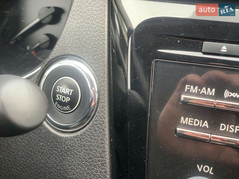 Внедорожник / Кроссовер Nissan Rogue Sport 2017 в Новомосковске фото 23 Внедорожник / Кроссовер Nissan Rogue Sport 2017 в Новомосковске