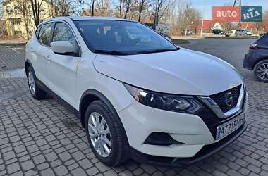 Позашляховик / Кросовер Nissan Rogue Sport 2021 в Івано-Франківську