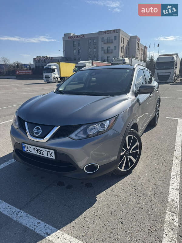 Nissan Rogue Sport 2018