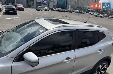 Внедорожник / Кроссовер Nissan Rogue Sport 2022 в 