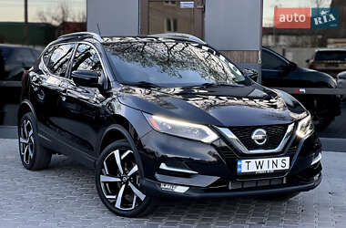 Позашляховик / Кросовер Nissan Rogue Sport 2022 в 