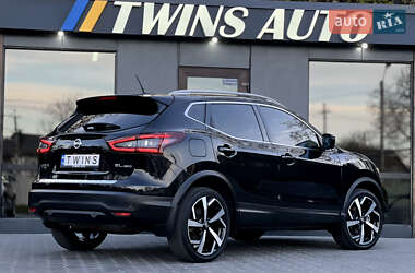 Позашляховик / Кросовер Nissan Rogue Sport 2022 в 