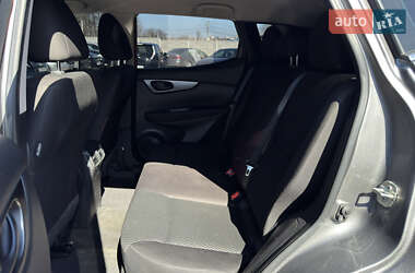 Позашляховик / Кросовер Nissan Rogue Sport 2019 в 