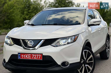 Позашляховик / Кросовер Nissan Rogue Sport 2017 в Лубнах