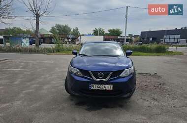 Позашляховик / Кросовер Nissan Rogue Sport 2018 в Києві