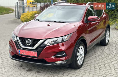 Позашляховик / Кросовер Nissan Rogue Sport 2021 в 