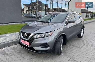 Позашляховик / Кросовер Nissan Rogue Sport 2020 в 