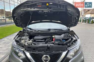 Позашляховик / Кросовер Nissan Rogue Sport 2020 в 