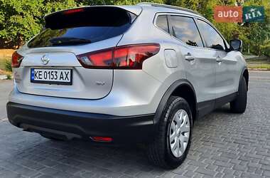 Позашляховик / Кросовер Nissan Rogue Sport 2019 в 