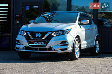 Позашляховик / Кросовер Nissan Rogue Sport 2021 в 