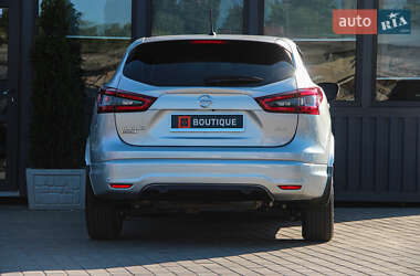 Позашляховик / Кросовер Nissan Rogue Sport 2021 в 