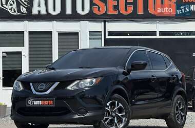 Внедорожник / Кроссовер Nissan Rogue Sport 2018 в Харькове
