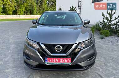 Позашляховик / Кросовер Nissan Rogue Sport 2022 в 