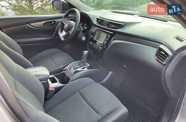 Позашляховик / Кросовер Nissan Rogue Sport 2022 в 