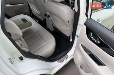 Внедорожник / Кроссовер Nissan Rogue Sport 2022 в 