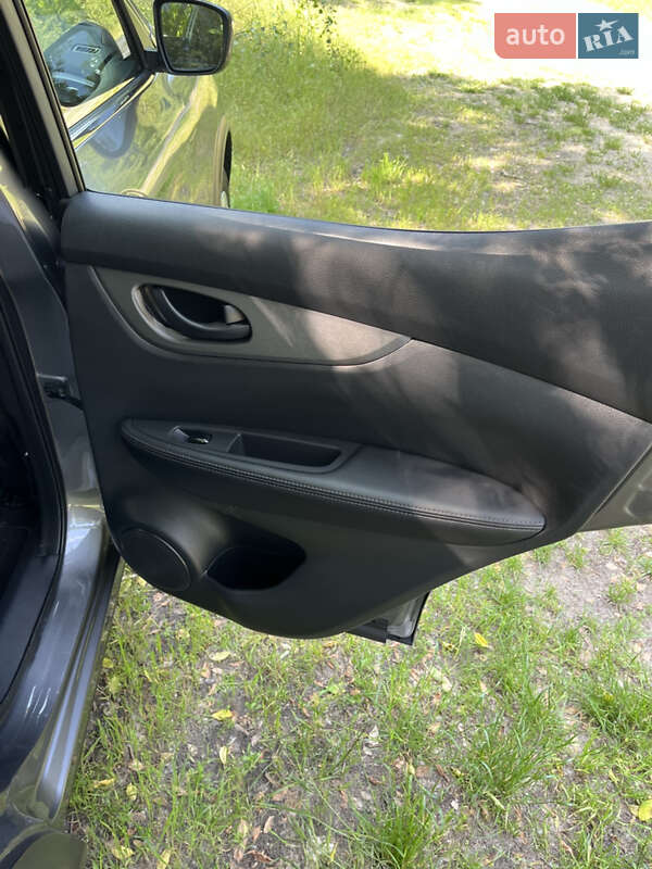 Позашляховик / Кросовер Nissan Rogue Sport 2020 в Києві