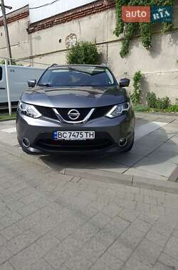 Внедорожник / Кроссовер Nissan Rogue Sport 2017 в Львове