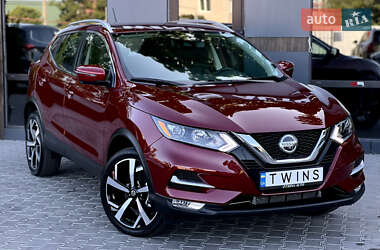 Внедорожник / Кроссовер Nissan Rogue Sport 2022 в 