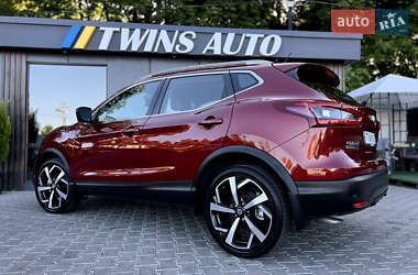 Внедорожник / Кроссовер Nissan Rogue Sport 2022 в 
