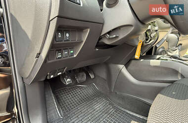 Внедорожник / Кроссовер Nissan Rogue Sport 2022 в 