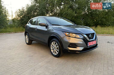 Позашляховик / Кросовер Nissan Rogue Sport 2021 в Львові