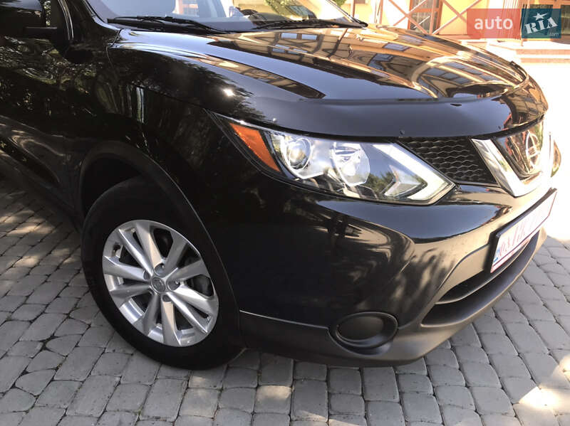 Позашляховик / Кросовер Nissan Rogue Sport 2018 в Сумах