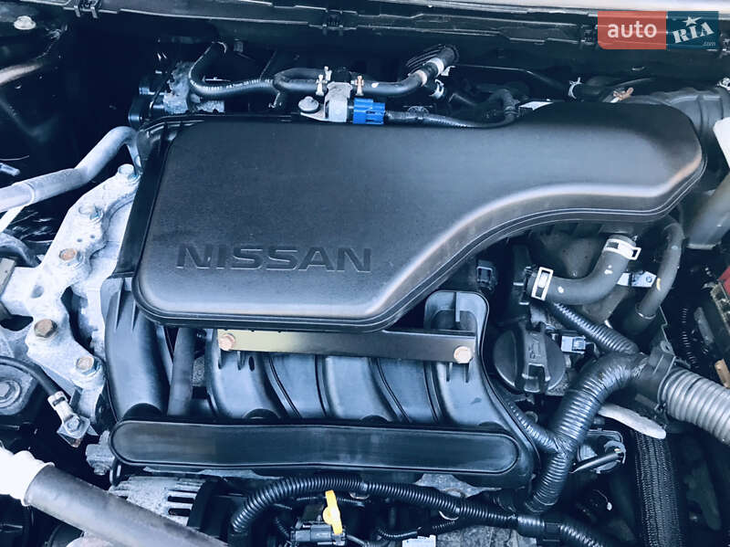 Позашляховик / Кросовер Nissan Rogue Sport 2018 в Сумах