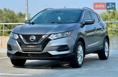Внедорожник / Кроссовер Nissan Rogue Sport 2021 в Киеве