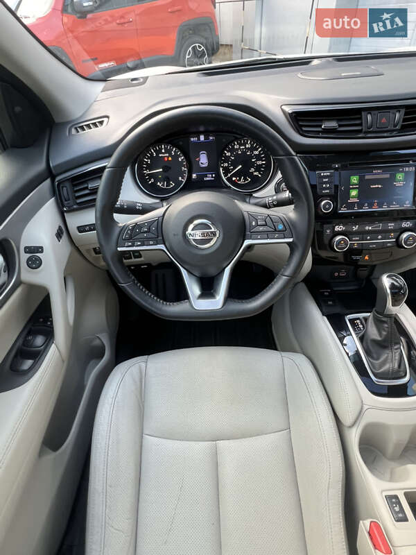 Позашляховик / Кросовер Nissan Rogue Sport 2020 в Одесі