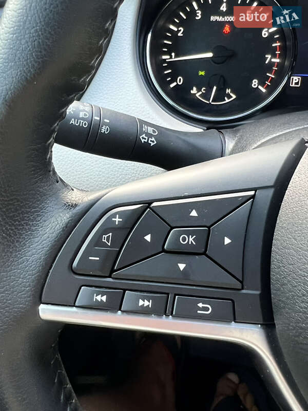 Позашляховик / Кросовер Nissan Rogue Sport 2020 в Одесі