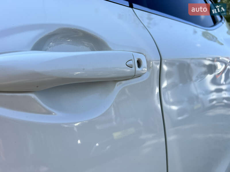 Внедорожник / Кроссовер Nissan Rogue Sport 2018 в Умани