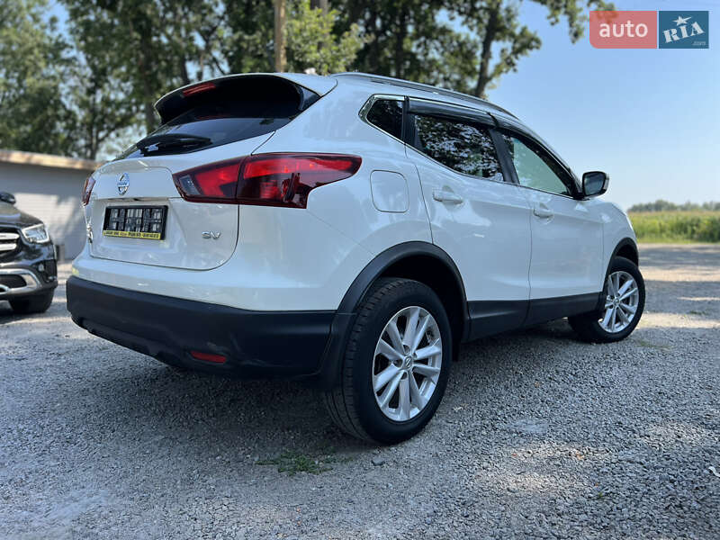 Внедорожник / Кроссовер Nissan Rogue Sport 2018 в Умани