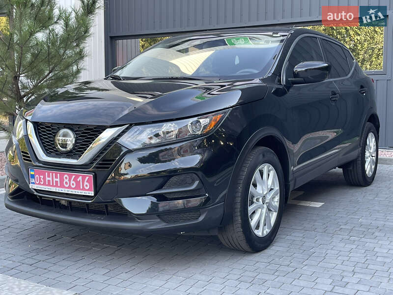 Nissan Rogue Sport 2021