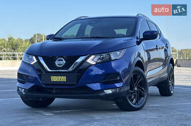Внедорожник / Кроссовер Nissan Rogue Sport 2021 в Киеве