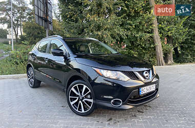 Внедорожник / Кроссовер Nissan Rogue Sport 2017 в Львове